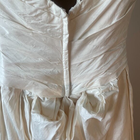 Paloma Blanca Cream Wedding Gown CA05313 (size 4) - Picture 2 of 10